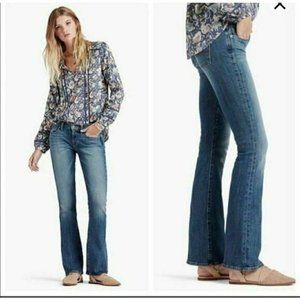 LUCKY BRAND   MEDIUM WASH SOFIA BOOT WESTERN RODEO Y2K WOMEN'S JEANS SIZE: 27/4